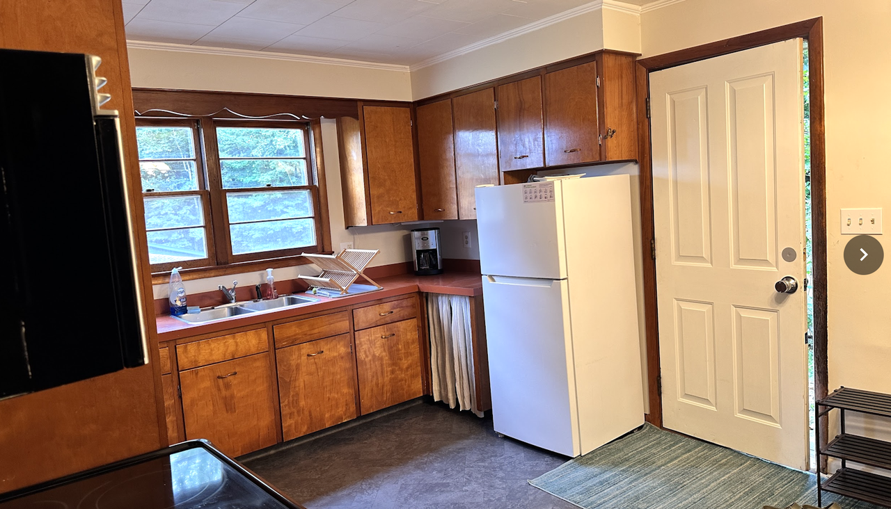 21 Stevens Street - Photo 7 of 11