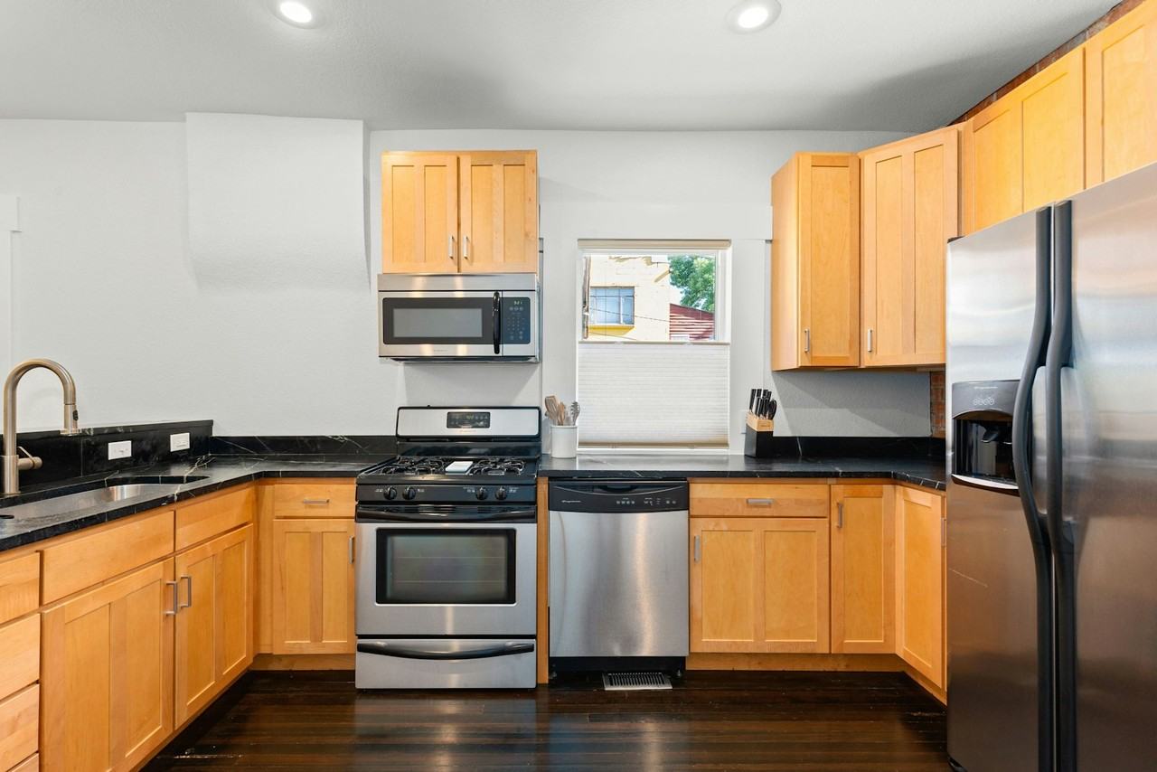 4034 Tejon Street - Photo 6 of 47