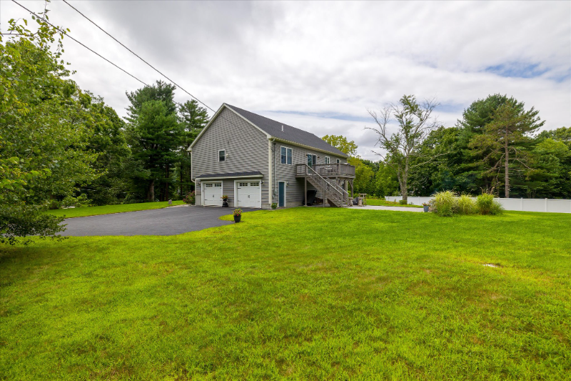 37 J Davis Rd - Photo 3 of 25