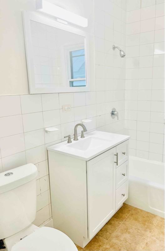 200 Block Holcomb St. #2ndFL - Photo 3 of 4