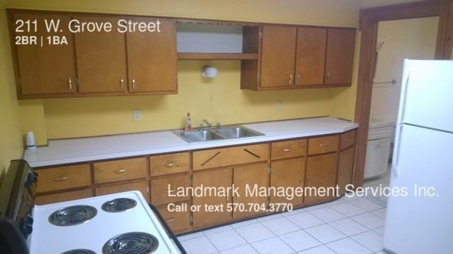 211 W Grove St - Photo 2 of 19