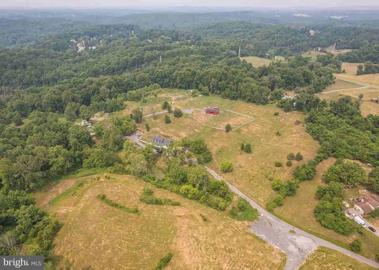 8523 Dogwood Rd - Photo 2 of 22