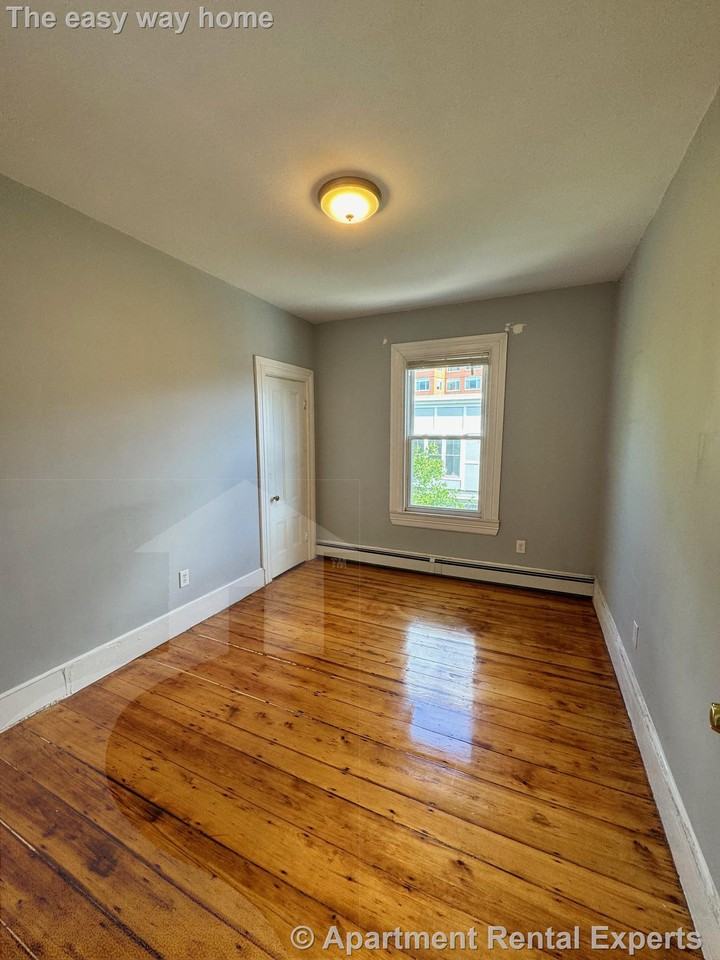 223 Broadway #2 - Photo 3 of 8