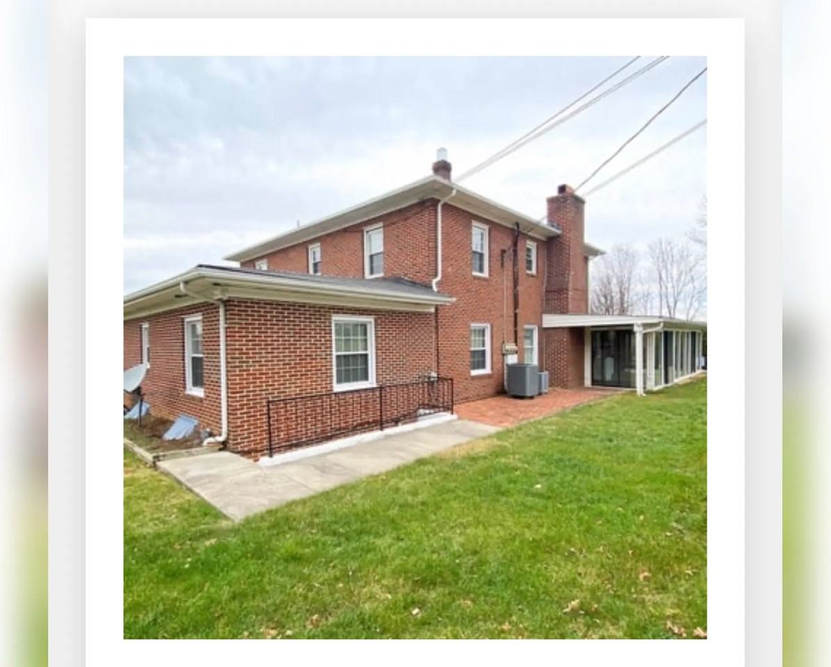 W Main St - Photo 3 of 10