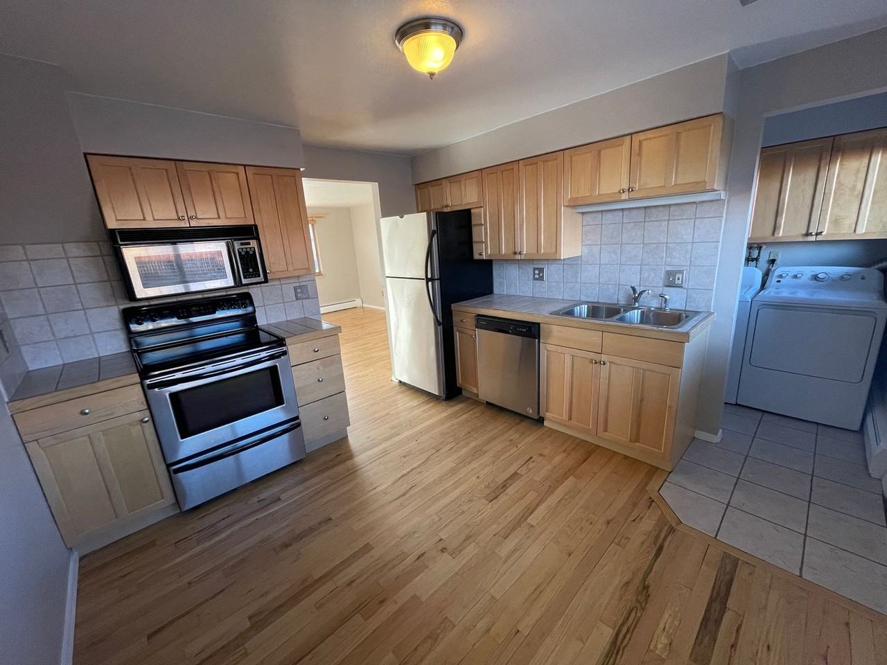 18227 W 3rd Pl #3 - Photo 5 of 11