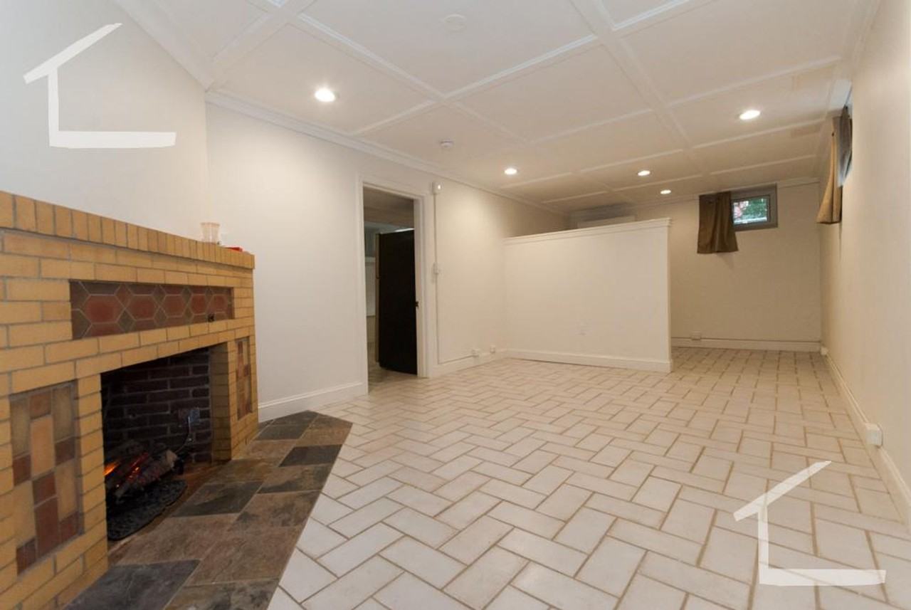 35 Bentley St - Photo 3 of 13