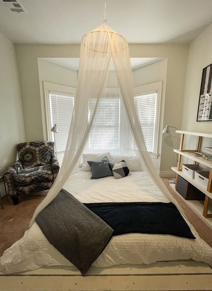 Redwood Rooms for Rent - Photo 3 of 21