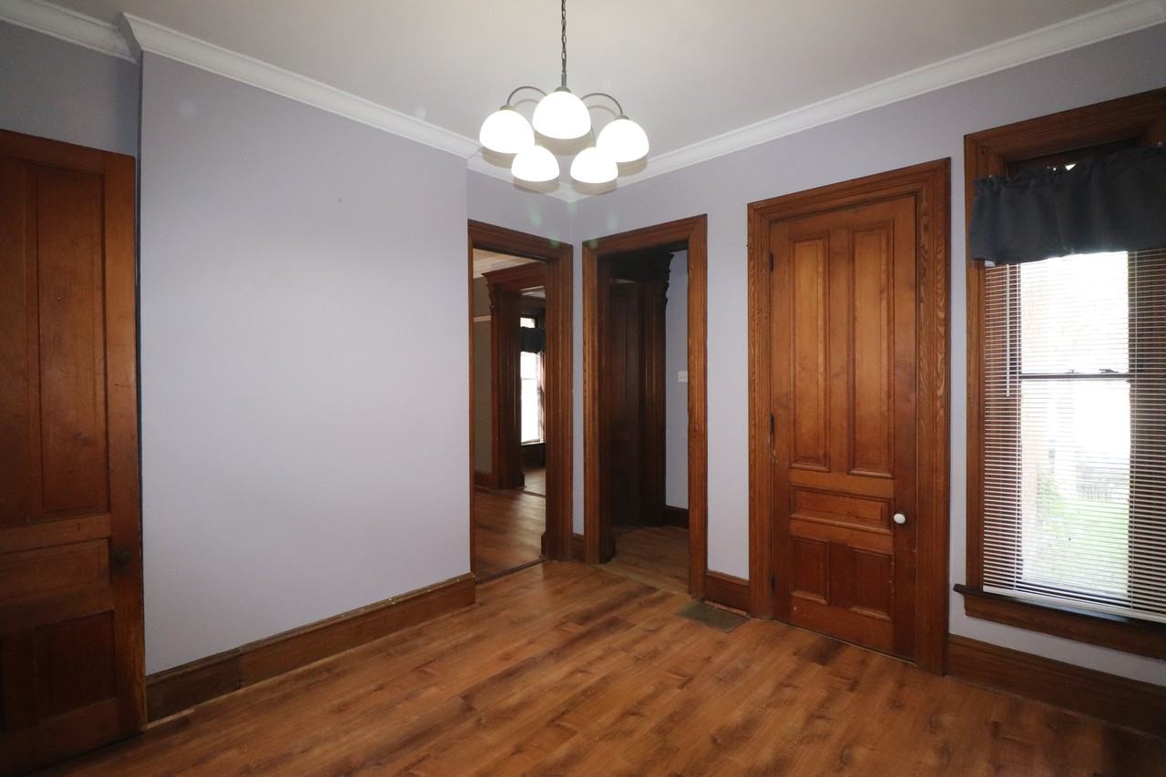 115 South 11th Street - Photo 6 of 31