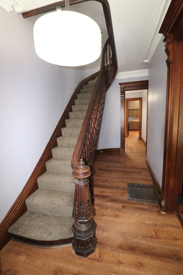 115 South 11th Street - Photo 3 of 31