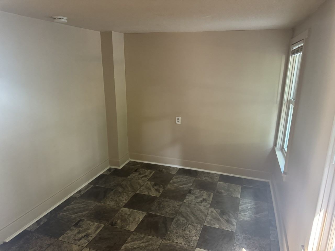 534 Church St - Photo 7 of 13