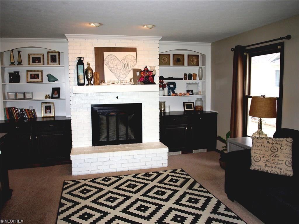 1098 E 331st St - Photo 3 of 20