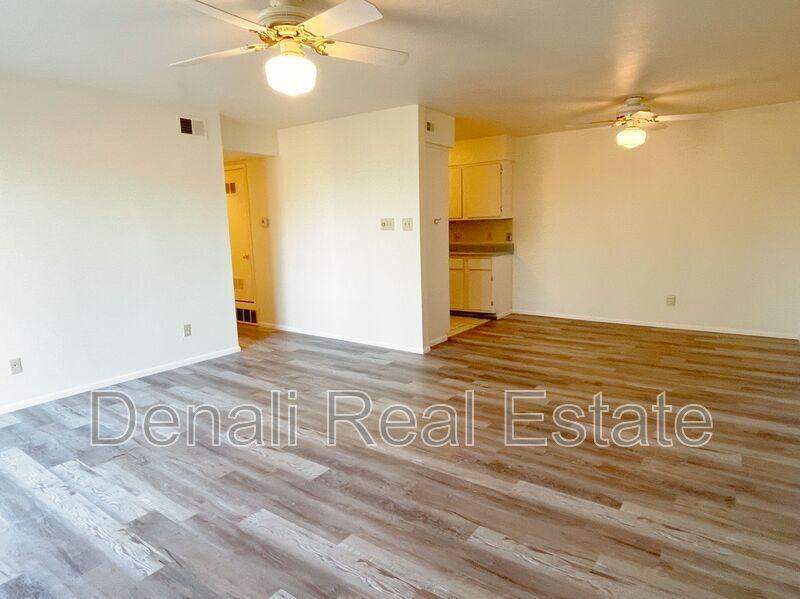 461 Yucca Court #312 - Photo 3 of 14