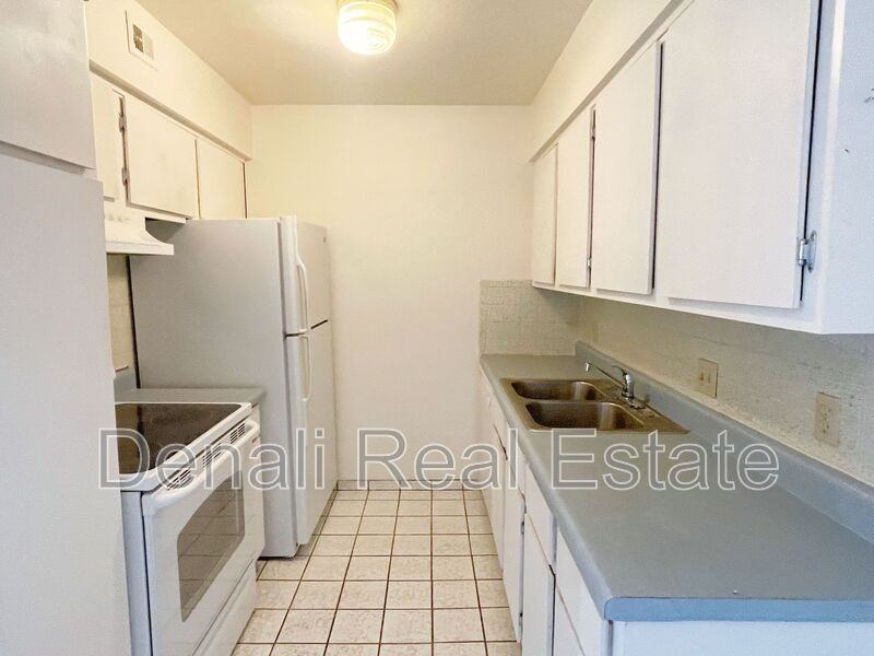 461 Yucca Court #312 - Photo 6 of 14