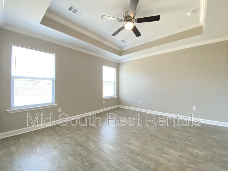 107 Redbud Ct - Photo 6 of 8