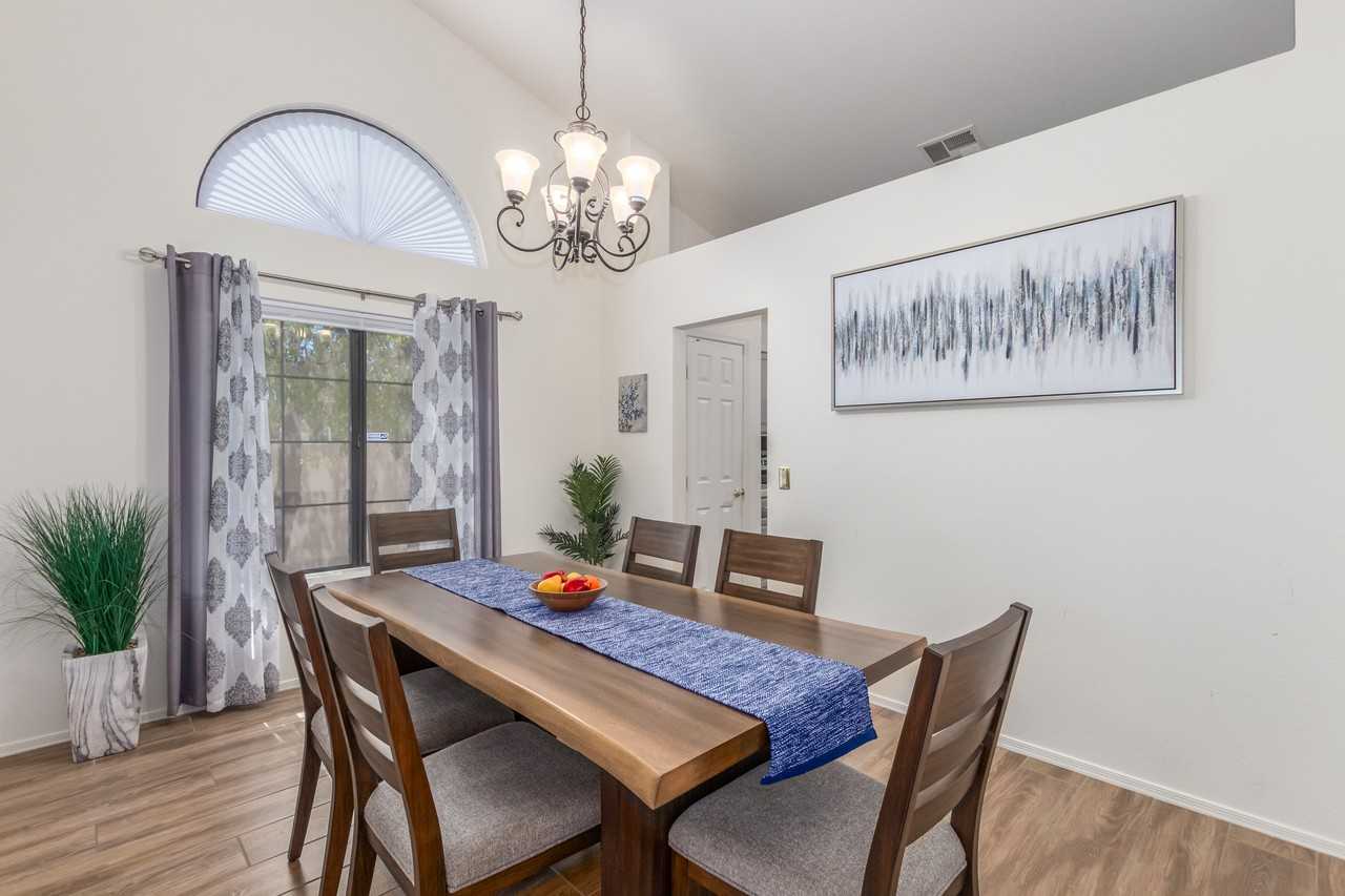 17602 N 57th St - Photo 7 of 47