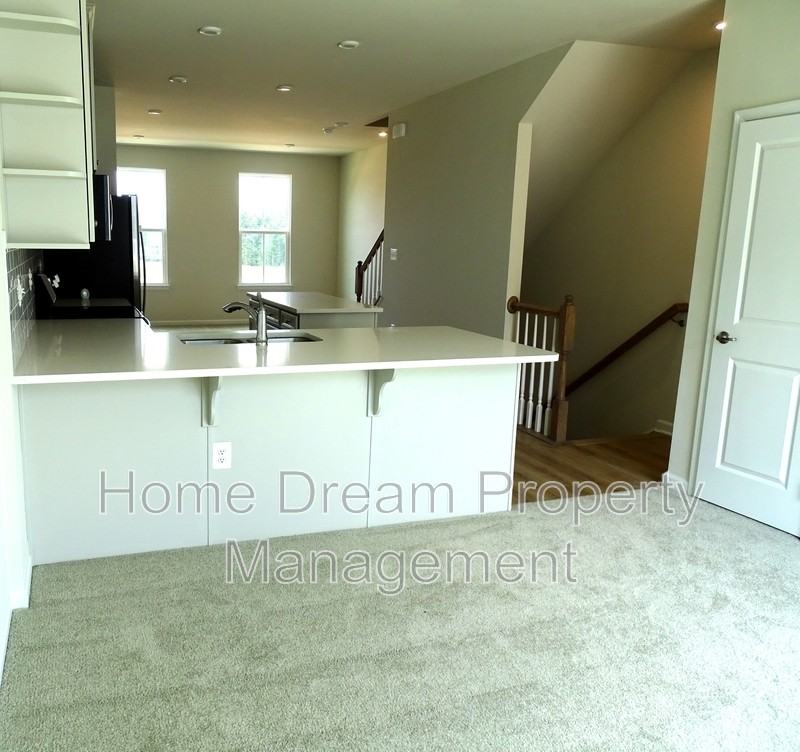 4605 Abbotswell Pl #1 - Photo 4 of 27