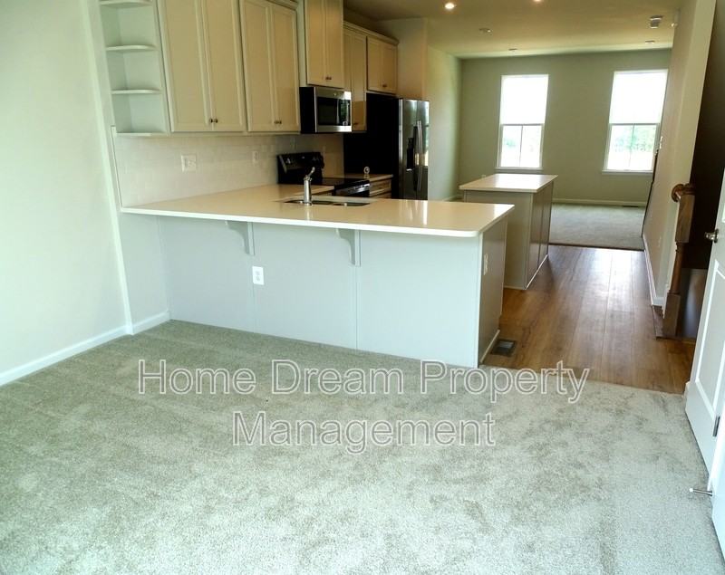 4605 Abbotswell Pl #1 - Photo 5 of 27