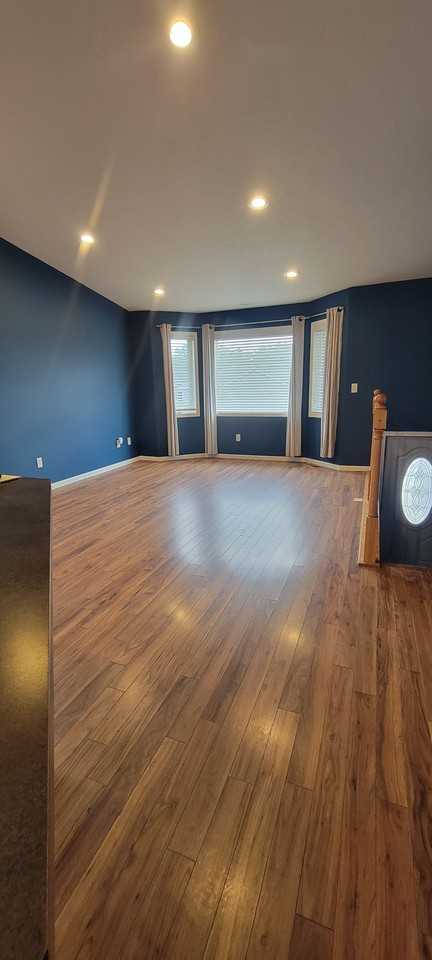 2304 4th Ave SW - Photo 3 of 13