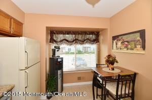 22 Hemlock Dr - Photo 2 of 19