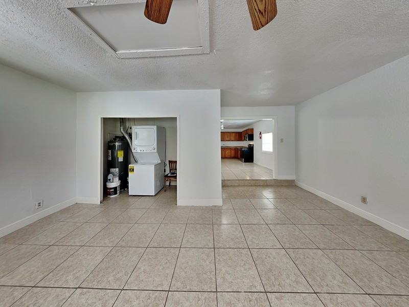 101 Samuel St - Photo 4 of 22