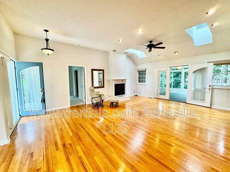 200 Turkey Pine Ct - Photo 3 of 29