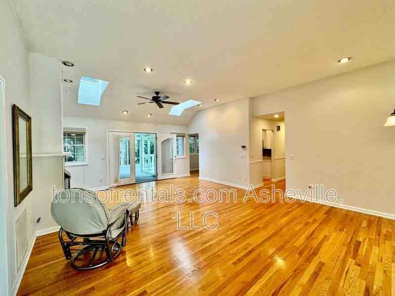 200 Turkey Pine Ct - Photo 5 of 29