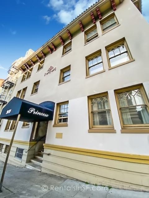 900 900 Powell - RENTED #15