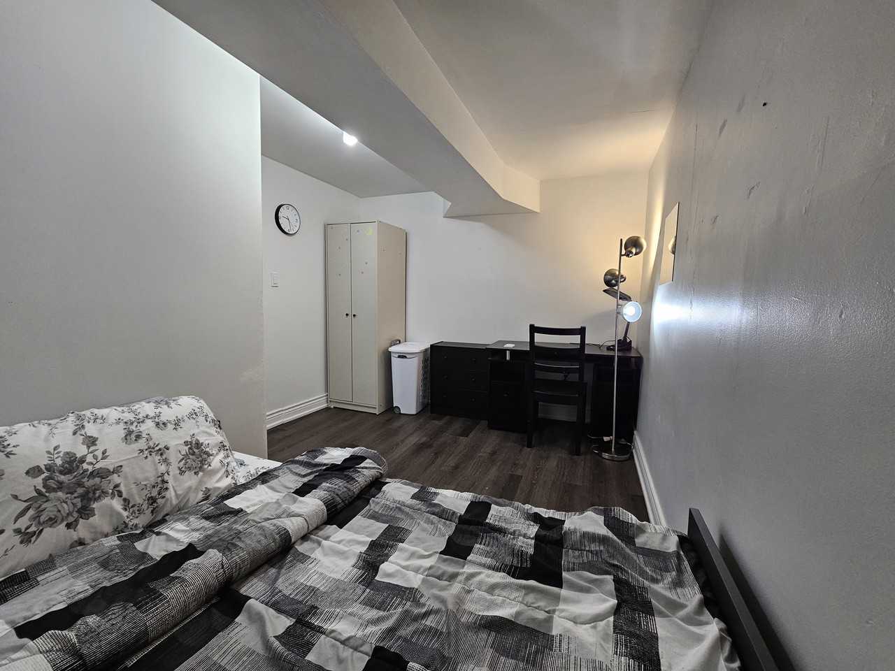 63 Norbrook Crescent - Photo 2 of 13