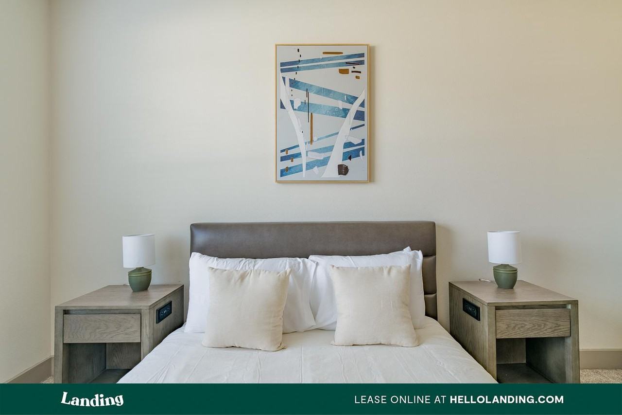 4115 Louetta Rd - Photo 6 of 50