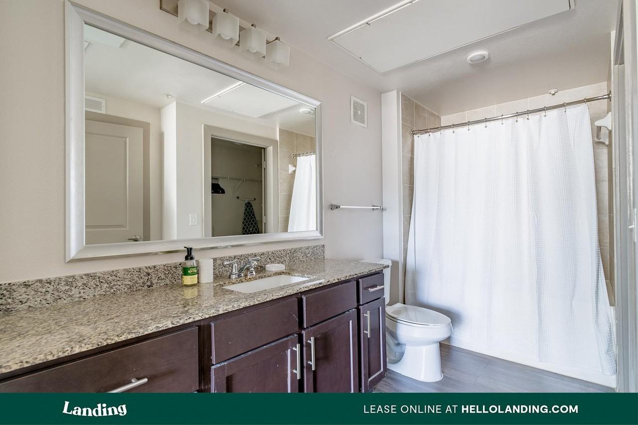 4115 Louetta Rd - Photo 7 of 50