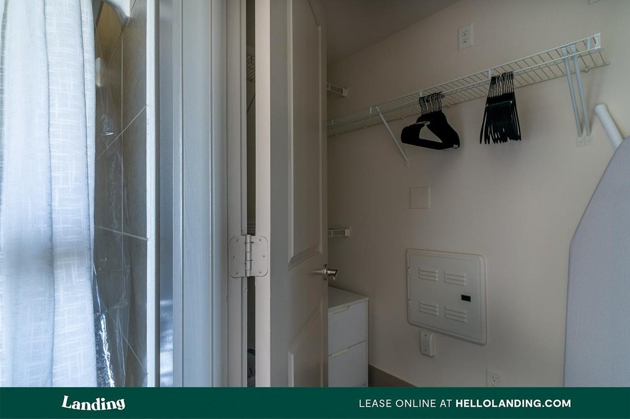 4115 Louetta Rd - Photo 2 of 50