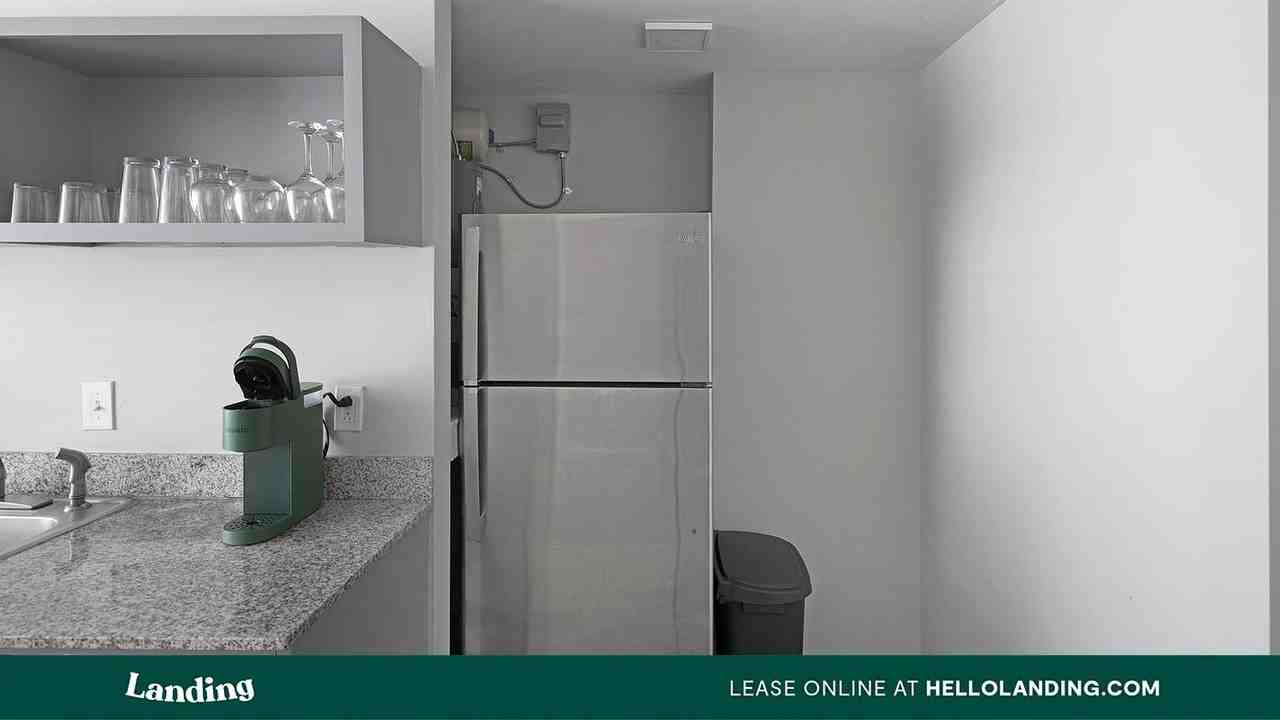 2308 4th Ave N - Photo 4 of 50