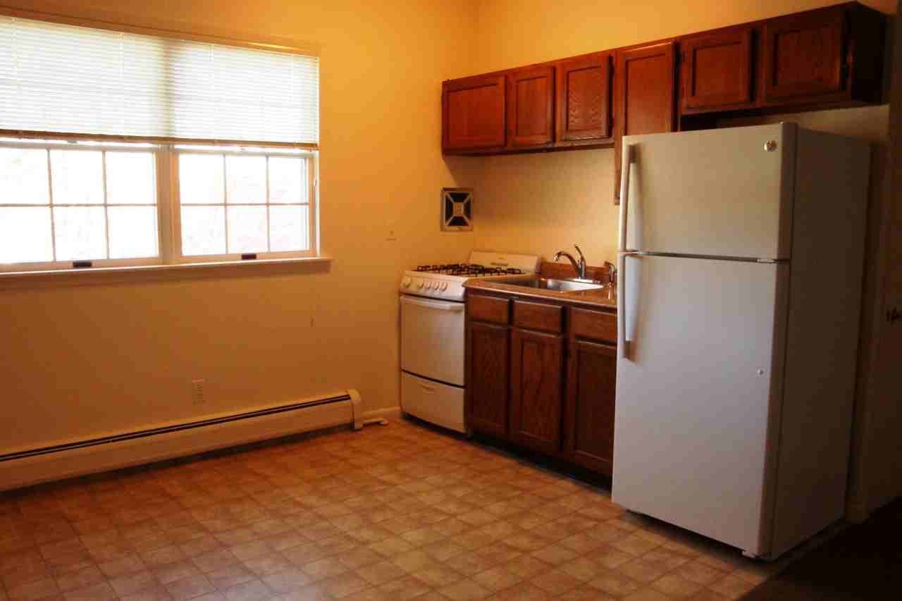 1 N Rockland Ave #2N - Photo 3 of 10