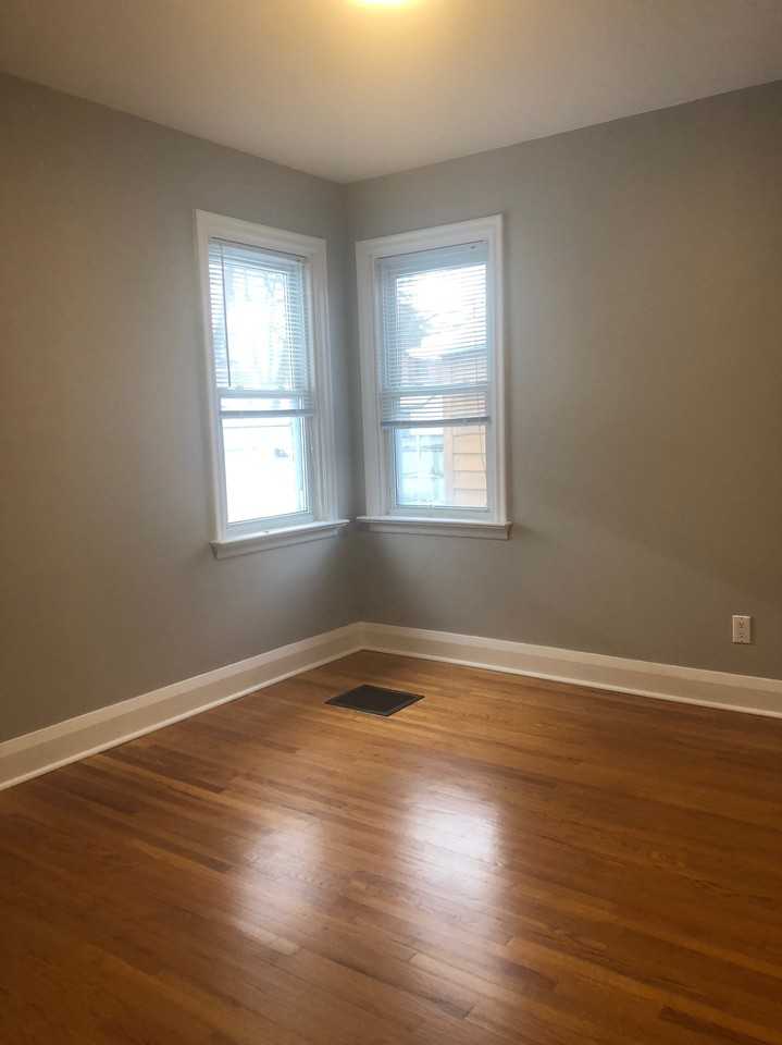 329 Wilson Street - Photo 3 of 9