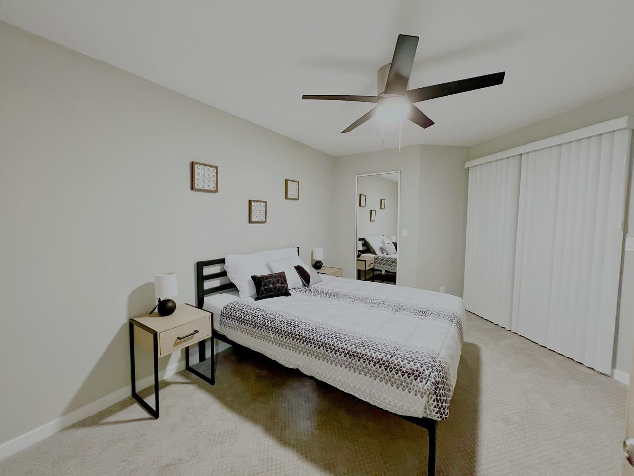 8455 W Sahara Ave Apt 181 - Photo 3 of 10