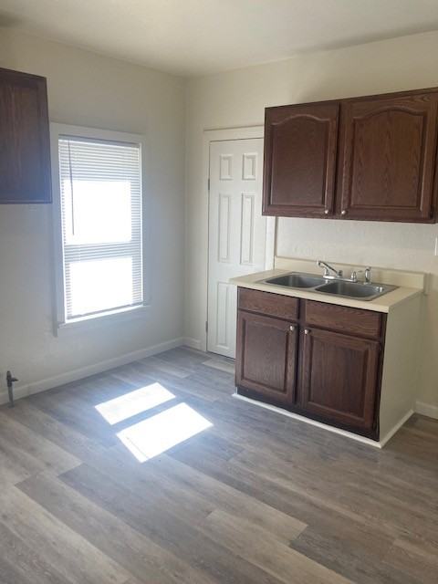 627 Fairholm Avenue - Photo 3 of 18