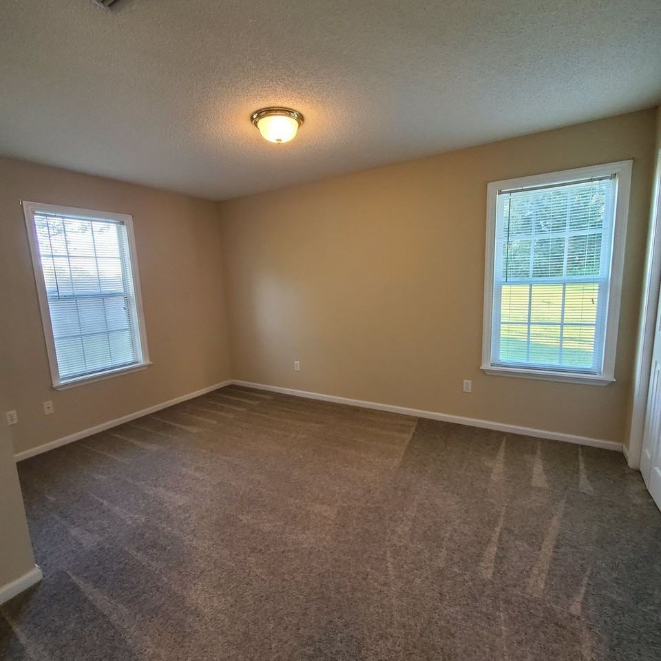 3401 Studstill Rd - Photo 7 of 13