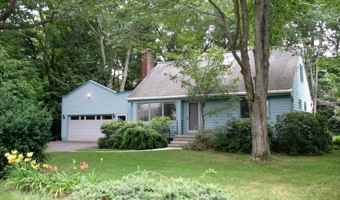 featured image of 27 Magean St