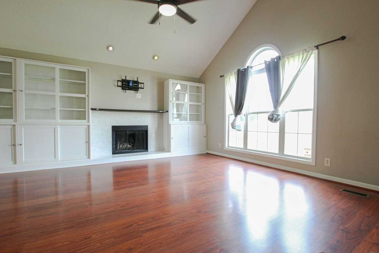 972 Roedeer Dr - Photo 6 of 22