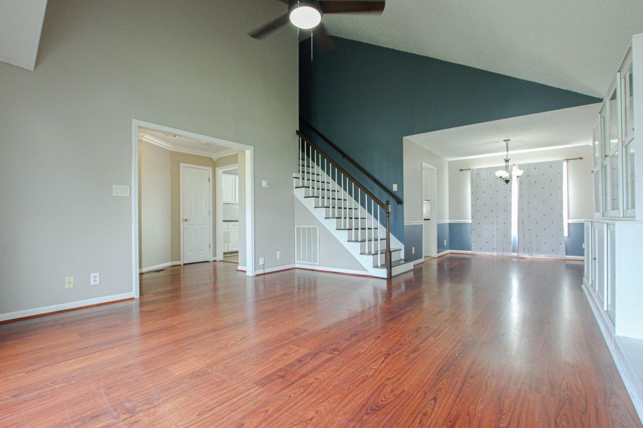 972 Roedeer Dr - Photo 7 of 22