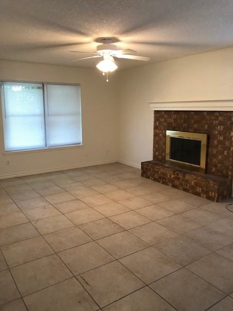 4909 S 6th St - Photo 3 of 25