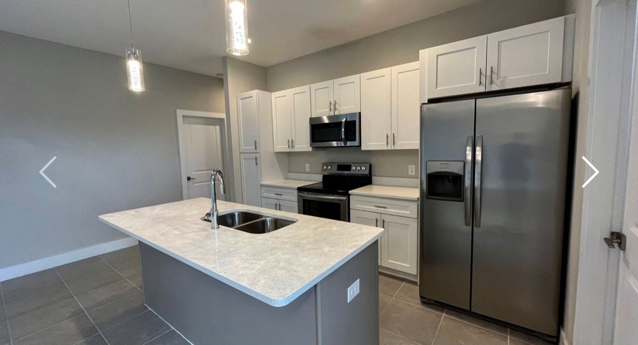 1157 Hudson Harbor Ln - Photo 7 of 27