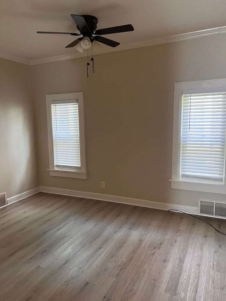 3430 Pershing St - Photo 5 of 13