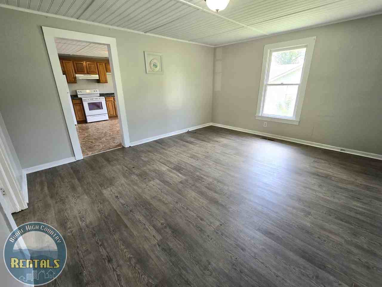 228 Brookdale Pl Nw - Photo 5 of 21