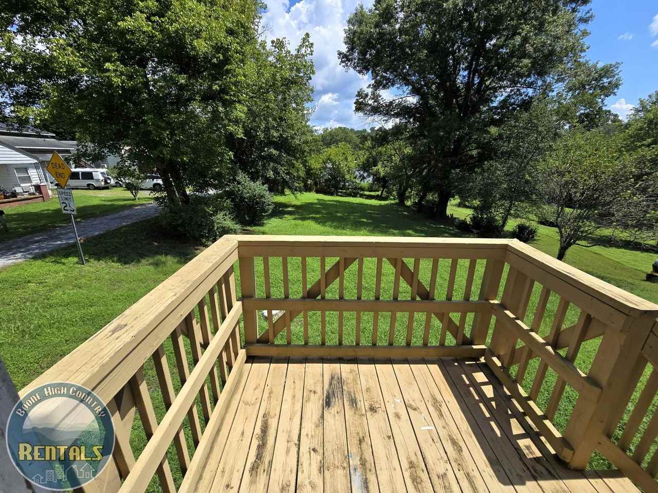 228 Brookdale Pl Nw - Photo 2 of 17