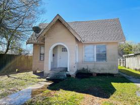 725 Highland Dr - Photo 1 of 1