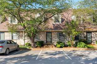 304 Deerpoint Dr - Photo 1 of 1