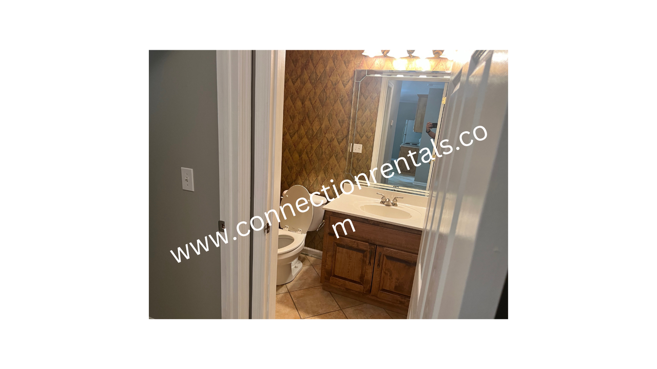 1701 W Oak Dr - Photo 6 of 12