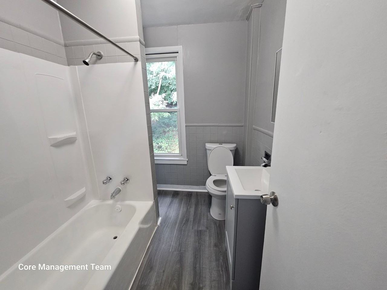 1020 Uvilla St - Photo 3 of 14