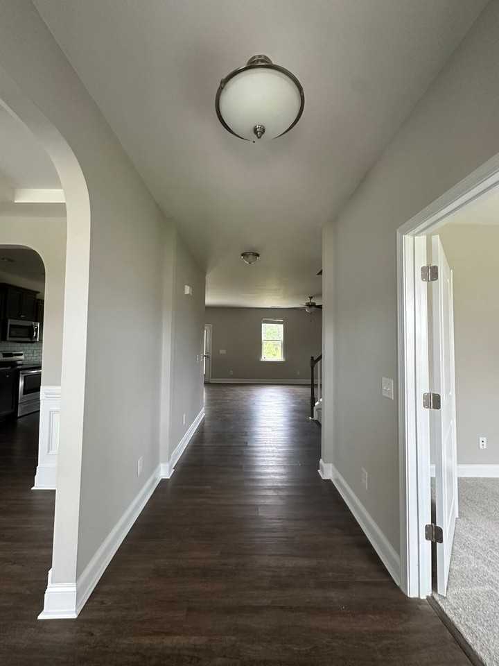 417 Angel Oak Dr - Photo 3 of 35